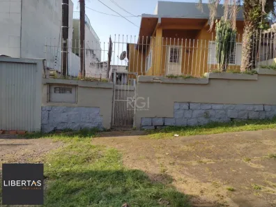 Casa com 4 Quartos à venda, 270m² no Vila Jardim, Porto Alegre