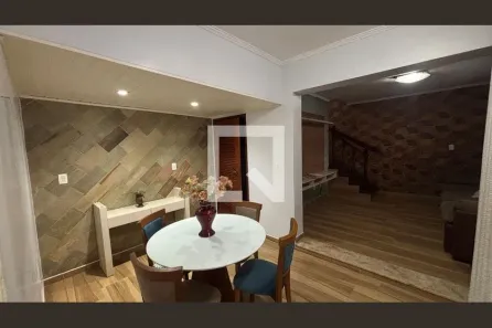 Casa com 4 Quartos à venda, 240m² no Vila Helena, Santo André