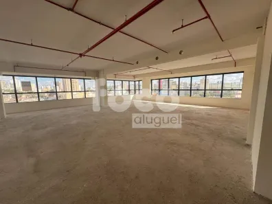 Sala Comercial para alugar, 210m² no Tabajaras, Uberlândia