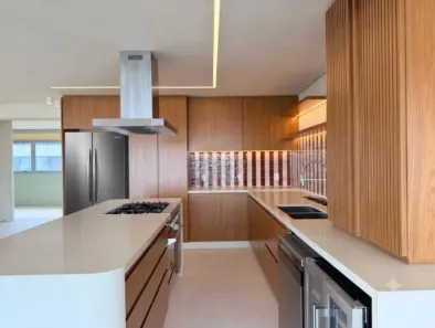 Apartamento com 3 Quartos para alugar, 184m² no Água Branca, São Paulo