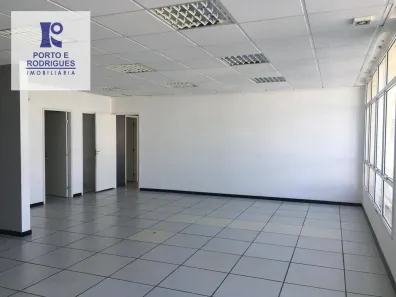 Sala Comercial para alugar, 320m² no Loteamento Center Santa Genebra, Campinas