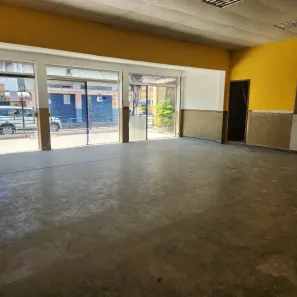 Apartamento à venda, 900m² no Centro, Macaé