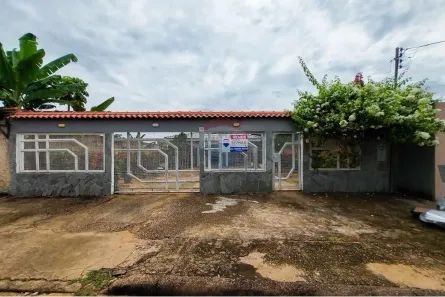 Casa com 4 Quartos à venda, 218m² no Floresta, Porto Velho