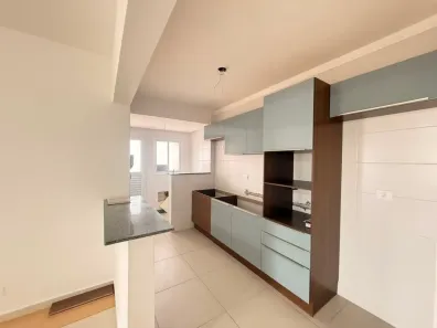 Apartamento com 2 Quartos para alugar, 70m² no Guilhermina, Praia Grande