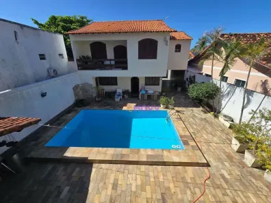 Sobrado com 5 Quartos à venda, 345m² no Piratininga, Niterói