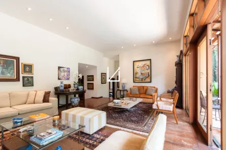Casa com 3 Quartos à venda, 361m² no Jardim Guedala, São Paulo