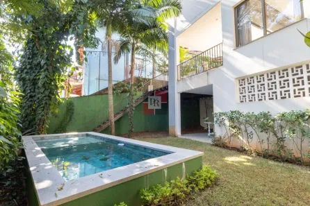 Casa de Condomínio com 4 Quartos para alugar, 435m² no Jardim dos Estados, São Paulo