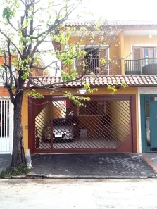 Sobrado com 4 Quartos à venda, 200m² no km 18, Osasco