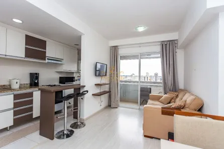 Apartamento com 1 Quarto para alugar, 46m² no Centro, Curitiba