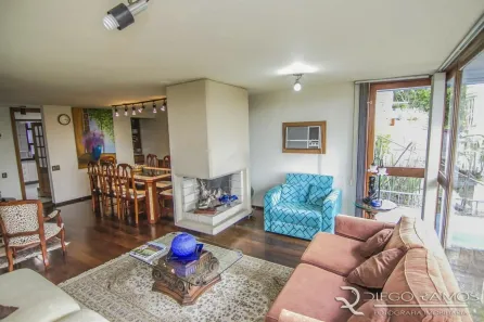 Casa com 3 Quartos à venda, 400m² no Menino Deus, Porto Alegre