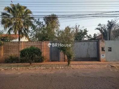 Sobrado com 4 Quartos à venda, 166m² no Jardim Imá, Campo Grande