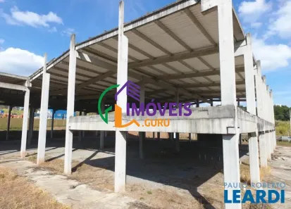 Galpão/Depósito/Armazém à venda, 3700m² no Taboão, Mogi das Cruzes