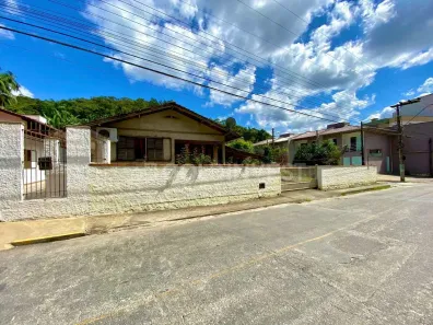 Lote/Terreno à venda, 480m² no Primeiro de Maio, Brusque