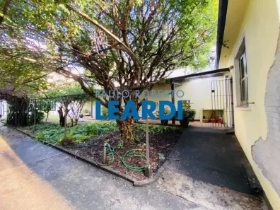 Casa com 7 Quartos para venda ou aluguel, 244m² no Vila Pompéia, São Paulo
