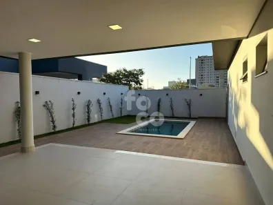 Casa de Condomínio com 3 Quartos à venda, 216m² no Laranjeiras, Uberlândia