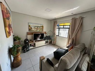Casa com 3 Quartos à venda, 250m² no Vila Hortência, Sorocaba