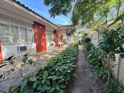 Casa com 4 Quartos à venda, 300m² no Itacoatiara, Niterói