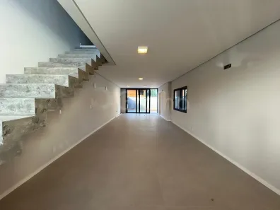 Casa com 3 Quartos à venda, 180m² no Lagoa da Conceição, Florianópolis