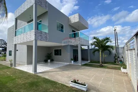 Casa com 4 Quartos à venda, 226m² no Guabiraba, Recife