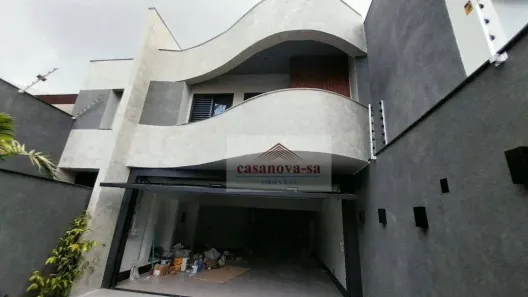 Sobrado com 4 Quartos à venda, 262m² no Jardim Bela Vista, Santo André
