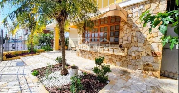 Sobrado com 3 Quartos para alugar, 231m² no Jardim Dom Bosco, Campinas
