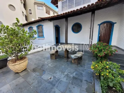 Casa com 11 Quartos à venda, 379m² no São Lucas, Belo Horizonte