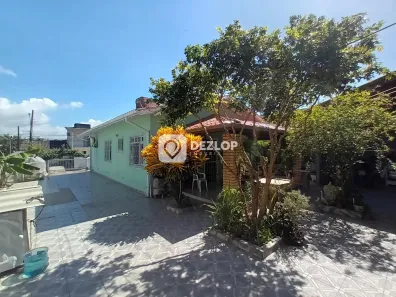 Casa com 3 Quartos à venda, 364m² no Areias, São José