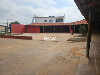 Ponto Comercial à venda, 300m² no Tibery, Uberlândia