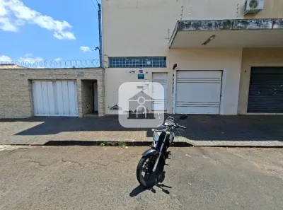 Sala Comercial para alugar, 45m² no Presidente Roosevelt, Uberlândia