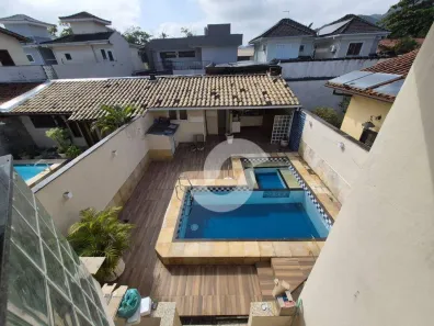 Casa de Condomínio com 4 Quartos à venda, 217m² no Itaipu, Niterói