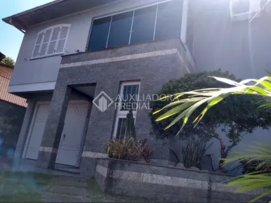 Sobrado com 4 Quartos à venda, 160m² no Primavera, Novo Hamburgo