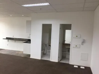 Sala Comercial para alugar, 75m² no Vila Cordeiro, São Paulo