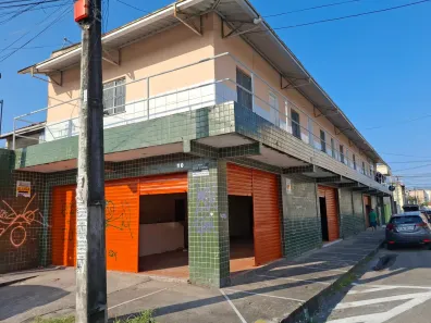 Ponto Comercial para alugar, 180m² no Parque Araxá, Fortaleza