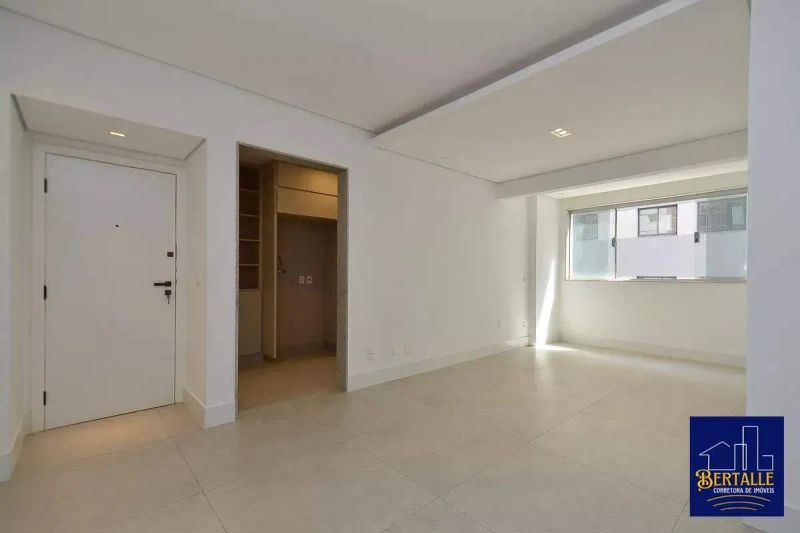 Apartamento com 3 quartos — Lourdes, Belo Horizonte