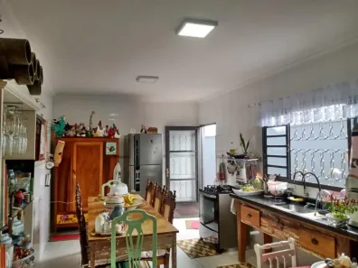 Casa com 3 Quartos à venda, 175m² no Jd Botanico, São Pedro