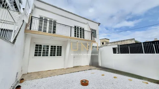 Casa com 4 Quartos para alugar, 250m² no Centro, Florianópolis
