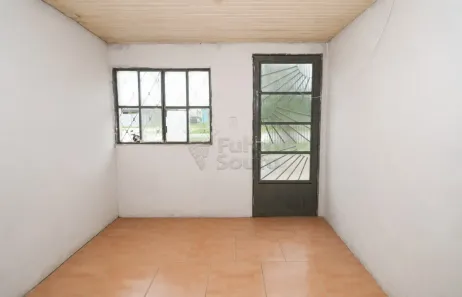 Casa com 1 Quarto para alugar, 31m² no Areal, Pelotas