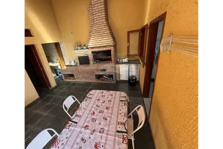 Sobrado com 3 Quartos à venda, 426m² no Centro, Itatiba