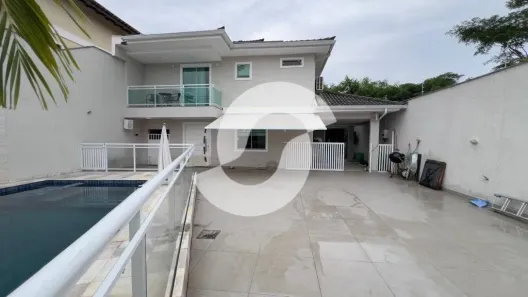 Casa com 3 Quartos à venda, 187m² no Itaipu, Niterói