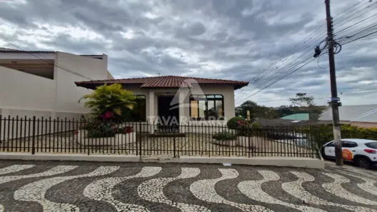 Casa com 3 Quartos para alugar, 158m² no Olarias, Ponta Grossa