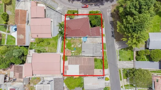 Lote/Terreno com 1 Quarto à venda, 630m² no Campo Comprido, Curitiba