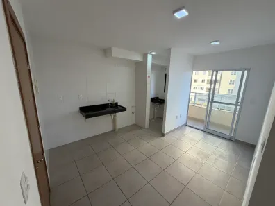 Apartamento com 2 Quartos para alugar, 47m² no Antares, Maceió