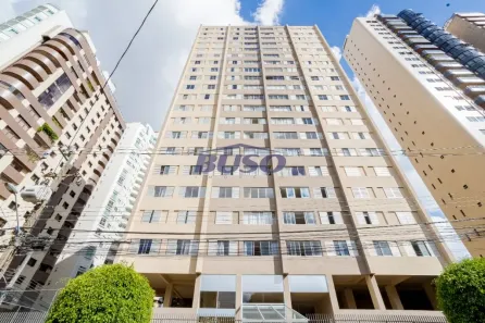 Apartamento com 3 Quartos para alugar, 116m² no Água Verde, Curitiba