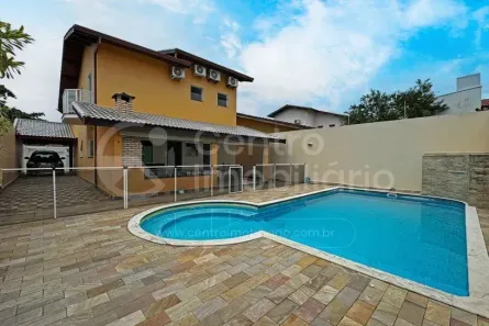 Casa com 5 Quartos à venda, 199m² no Cidade Nova Peruíbe, Peruíbe
