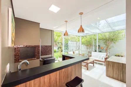 Casa com 4 Quartos à venda, 263m² no Vista Alegre, Curitiba
