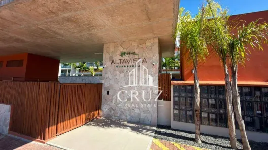 Casa de Condomínio com 2 Quartos à venda, 90m² no Guarajuba (Monte Gordo), Camaçari