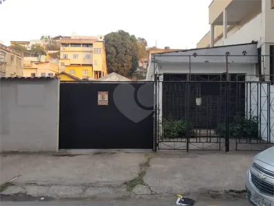 Imóvel Comercial com 2 Quartos para venda ou aluguel, 61m² no Jardim Amália, Volta Redonda