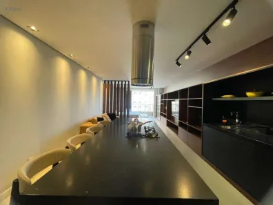 Kitnet com 1 Quarto para alugar, 61m² no Centro, Florianópolis