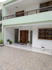 Casa com 4 Quartos à venda, 208m² no Praia da Costa, Vila Velha