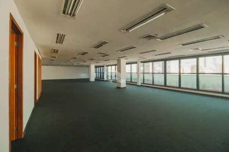 Sala Comercial à venda, 384m² no Centro Histórico, Porto Alegre